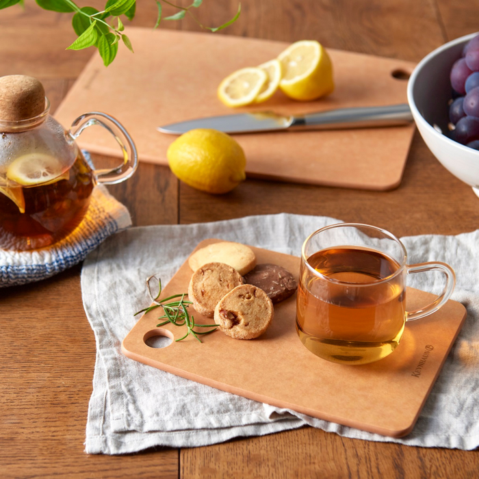 レイリーヒュッゲ カッティングボード ウォールナット レジン 新品未使用 レイリーヒュッゲ カッティングボード ウォールナット レジン